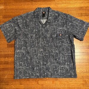 Dickies Men's Button Up Shirt 2XL‎ Abstract Print Short Sleeve Work Casual
